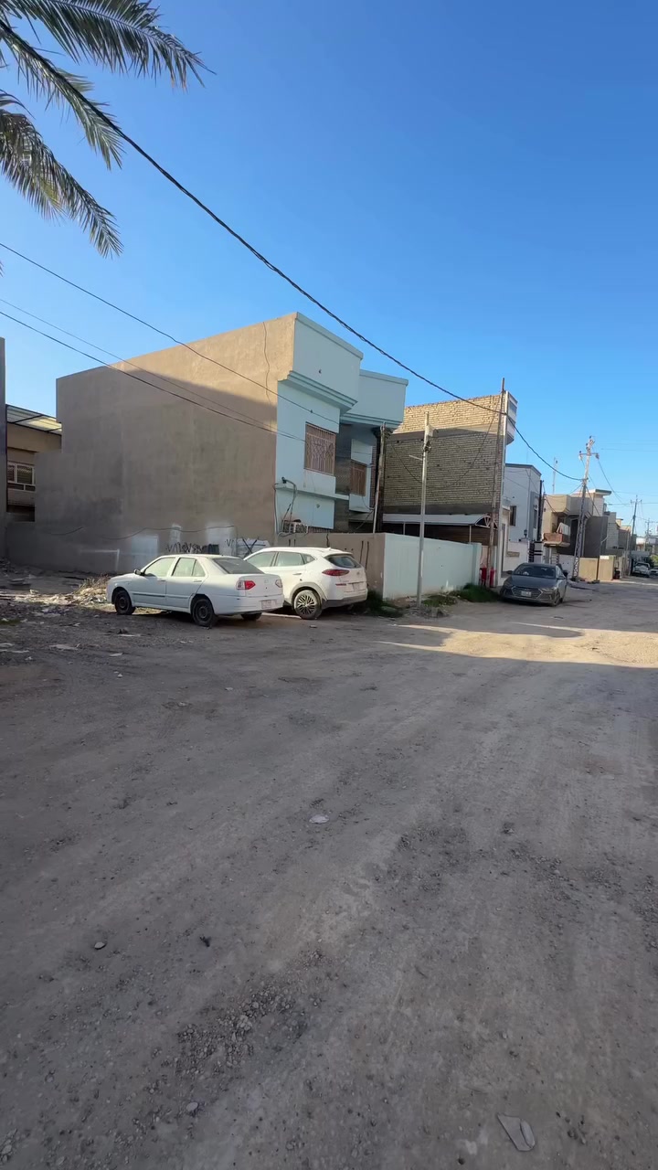 🏡 فرصة  سكنيه جيده 
عرصه في حي المخابرات طابو صرف باسم شخص واحد 

📍 الموقع /حي المخابرات قرب مجمع الرشيد الطبي  قريبه عن شارع ٦٠ وشارع سندباد 

المساحه ٢٠٤ متر 
🏘️الواجهه //١٠ وربع متر 
النزال ٢٠ متر 
  
خدمات متكامله 

لمزيد من المعلومات أو لمعاينة العقار، يرجى الاتصال أو زيارة المكتب:
📍 الحلة – حي الحسين، قرب حلويات لبنان

📱 ￼⁨0770 166 6501⁩ ⁩⁩ واتساب 
📱 ***********
📱 *********** واتساب
سجاد سامي الع
