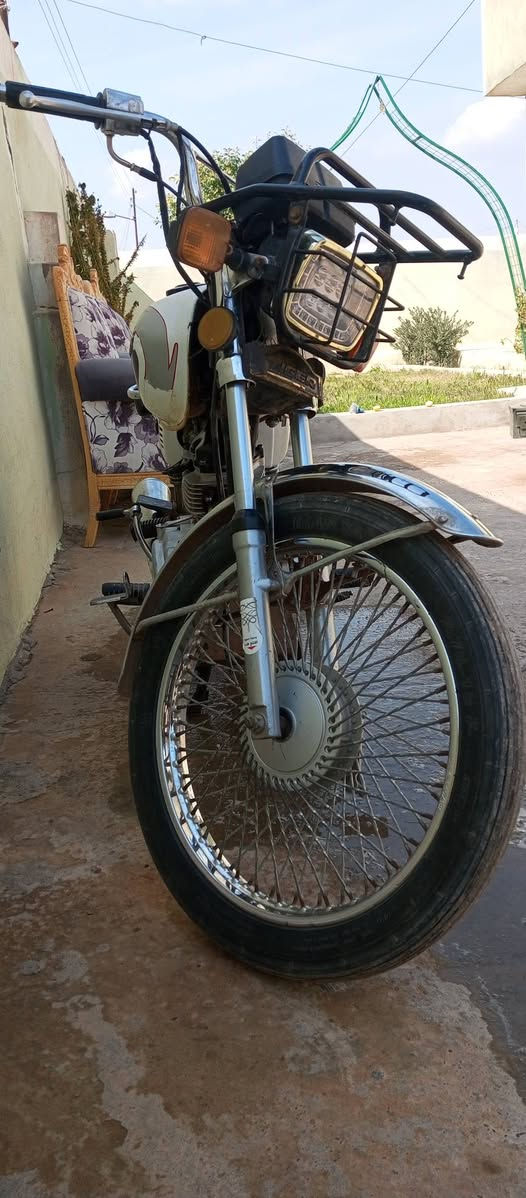 للبيع تايگر وزن ثقيل2019
بسعر 385 وبي مجال 
محرك مفتوح البارحه عمرتو
شرط مكفول كهرپائيات شغال
ويلات استندر تايرات جديده
كفالة من التاير للتاير
العنوان قيارة قرية الزاوية


**إذا كنت صاحب هذا الإعلان وتريد حذفه لأي سبب، رجاءا أرسل رسالة إلى الدعم الفني**