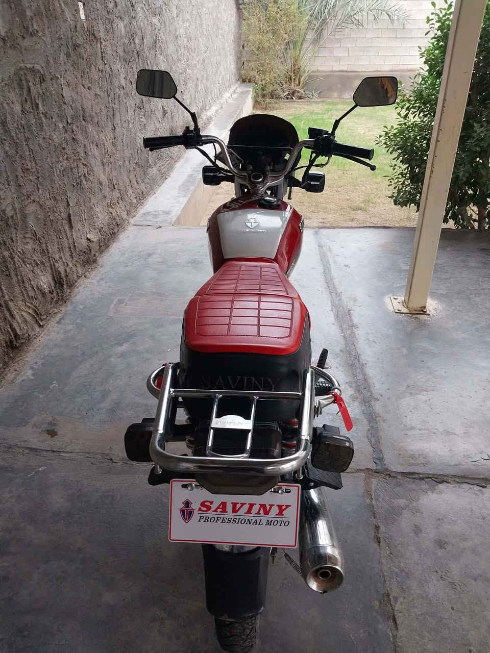 سلام عليكم دراجه ايراني 24 مكفوله محرك 150 نشطه معدل خير من الله اصبانه ما ممدوده علي السعر 750 وبي مجال رقم *********** بي واتساب
