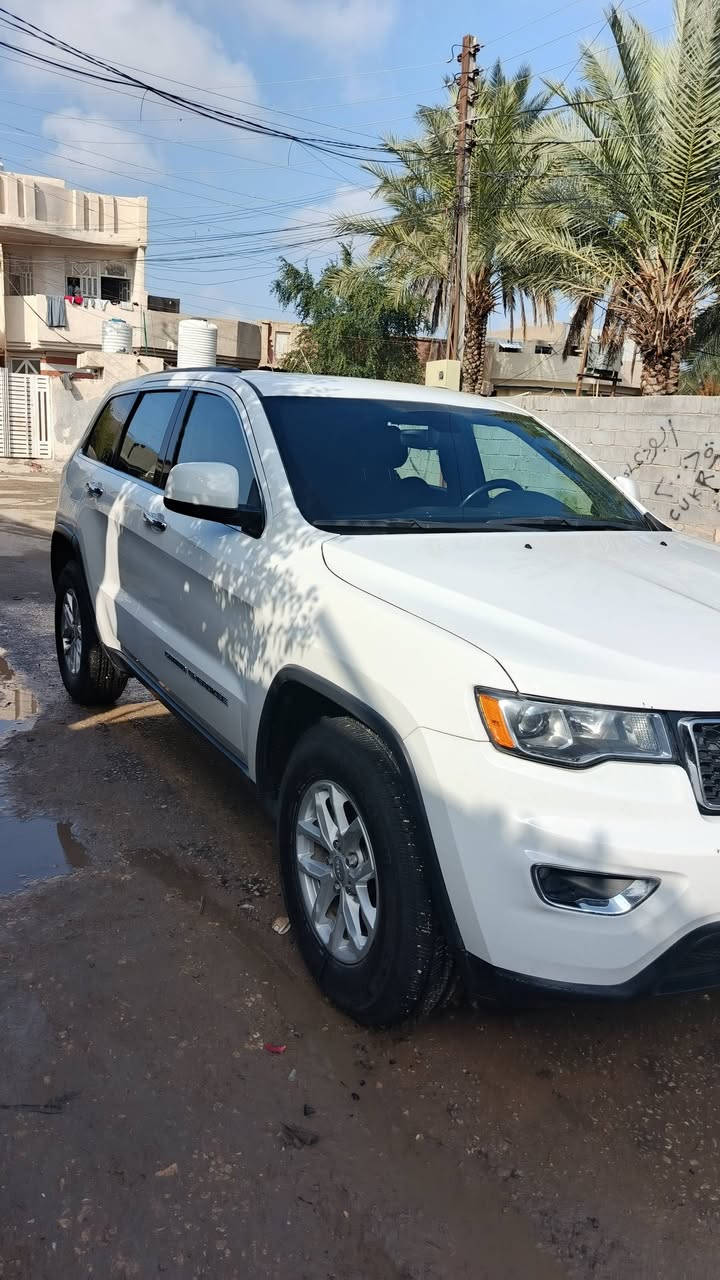 سلام عليكم جيب 2017 بدون صبوغ سعر 230وبيه مجال ‏‪***********‬‏
