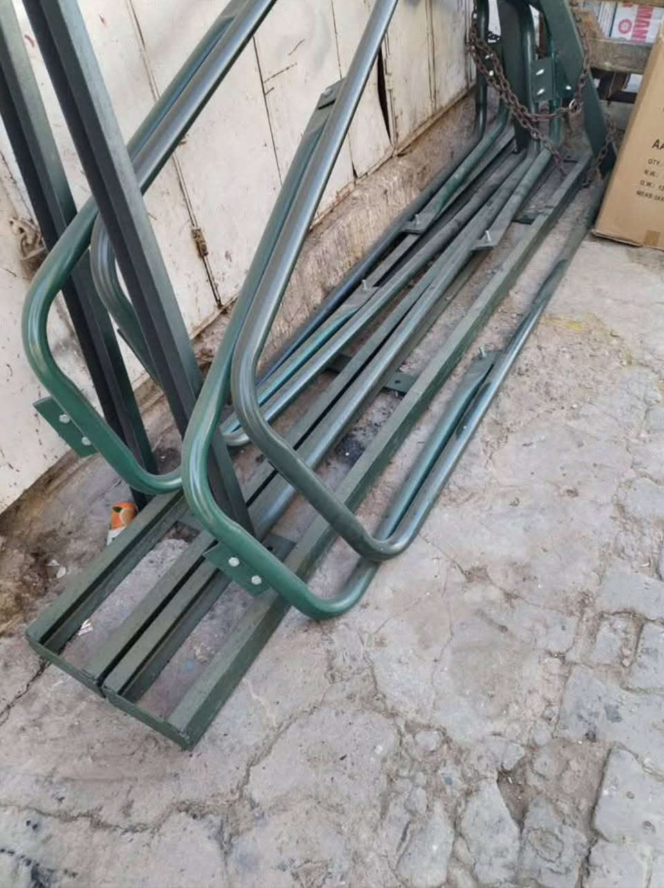 السلام عليكم اخوان 🎗
                 🥇 لبيع مستلزمات البناء 🥇

​⚡ 1. رافعات (ونج) تصعيد أصلية
​لا تشيل هم الرفع بعد اليوم! نوفر لك ونج تصعيد بمواصفات أصلية 100%، يجمع بين القوة وسلاسة الأداء.
​قطع الغيار: موفرين لك أي قطعة تحتاجها (أصلية حصراً) لضمان استمرارية عملك بدون توقف.

​🛒 2. عربات النقل (الونج والاعتيادية)
​سواء كنت تحتاج عربة ونج مخصصة للتحميل الثقيل أو عربة اعتيادية للمهام اليومية،

​🪜 3. الدرج الكهربائي
​انقل عملك لمستوى أعلى من الحداثة! الدرج الكهربائي المتوفر لدينا

​📞 للحجز أو الاستفسار، تواصل معنا الآن عبر الرسائل أو #الاتصال بـ [***********]🎗❤
