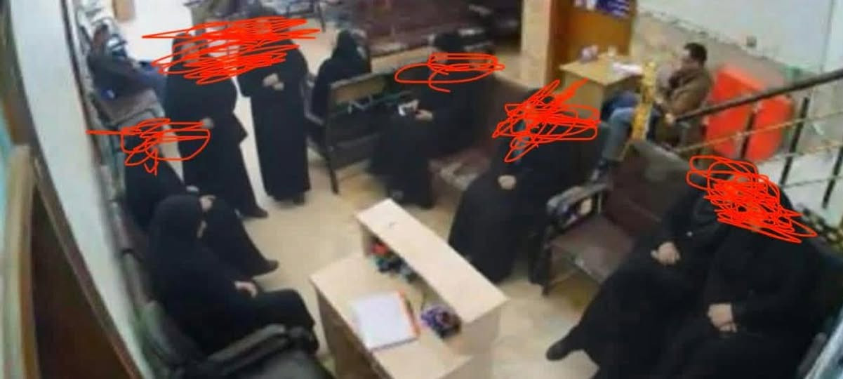 إلى أهلنا في قضاء الرميثة المجاهدة .. الصحة حقٌ للجميع 🤍
بأعلى مستويات الخبرة الطبية، وبقلبٍ يشعر بمعاناة المواطن، 

تفتح الدكتورة جيان العلي (حاصلة على الدكتوراه/البورد في النسائية والتوليد) أبواب عيادتها لتقديم الرعاية الأمثل.

نحن نعلم صعوبة الظروف الاقتصادية وتأخر الرواتب، لذا نؤكد أن دكتورة( جيان العلي)تلتزم بإجراء عمليات الولادة (الطبيعية والقيصرية) مجاناً داخل مستشفى الرميثة العام، إيماناً منها بأن صحة المرأة أمانة لا تقبل المساومة ،و حق دستوري ثابت.

📍 العنوان: مجمع الزهراء الطبي - مقابل جسر حي المعلمين.

أوقات الدوام يومياً عدا (الجمعة)من الساعة الثالثة عصراً الى الثامنة مساءً 
والجمعة من الساعة الثامنة صباحاً الى الساعة الواحدة ظهراً

📞 للحجز: ***********
