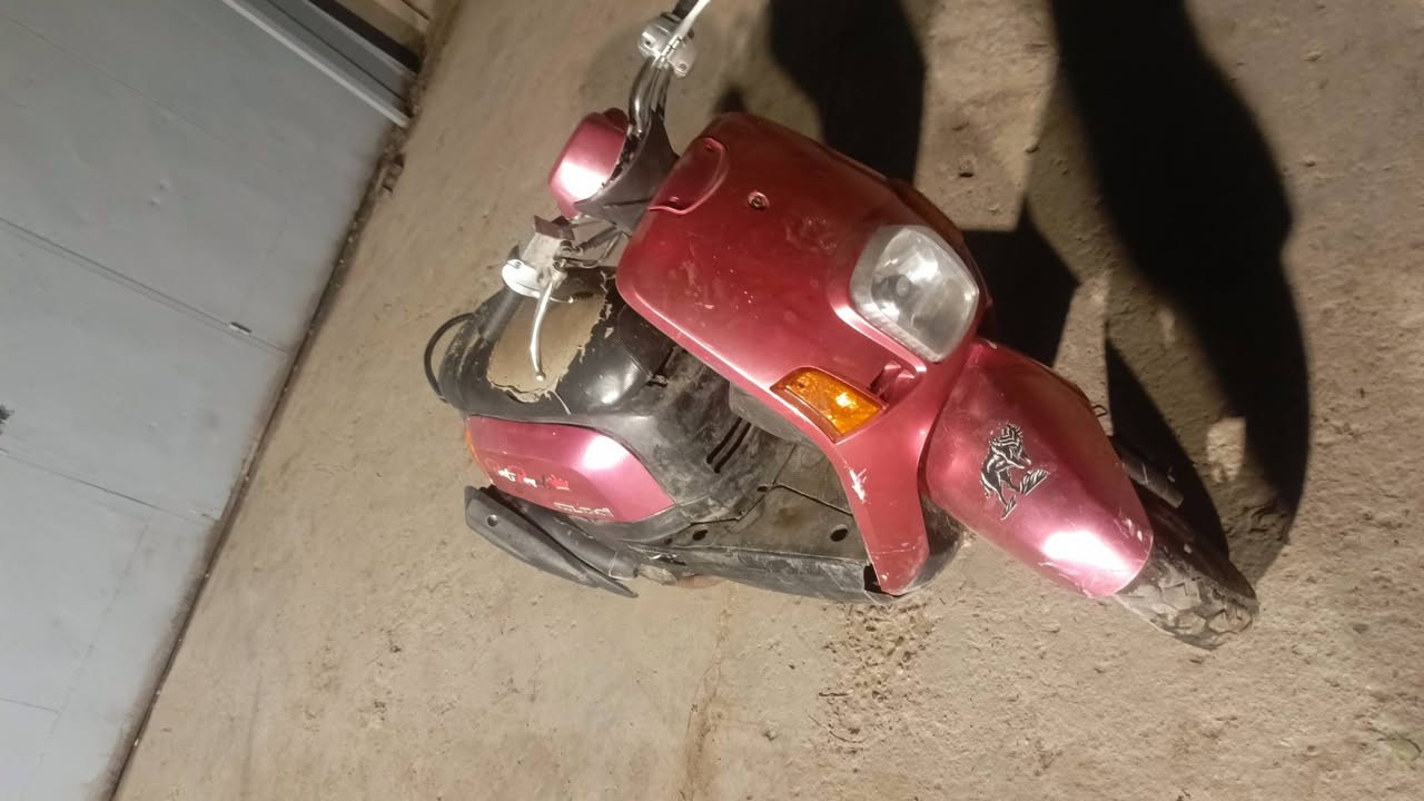 300 بيه مجال طفت ما تصعد بنزين
واير سكليتر مكطوع
ابيع كوم حديد 
مكان بغداد الشعله 
***********
