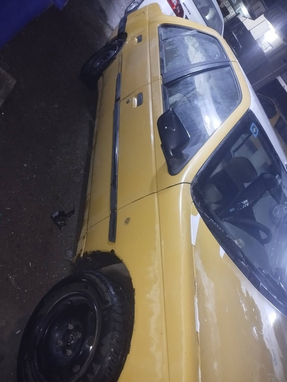 بيجو للبيع 405 موديل 12 سيارة هزة وغرامة مصفرة رقم انكليزي نقص بس فإن تبريد موجود عندي نقص صدر شوية تعبان مكاني الزعفرانية شارع الكهرباء رقم الهاتف *********** الاستفسار خاص ب اتصال
