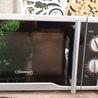 اوفن نظيف جدا متااااح بغداد الاسكان 07707259181
