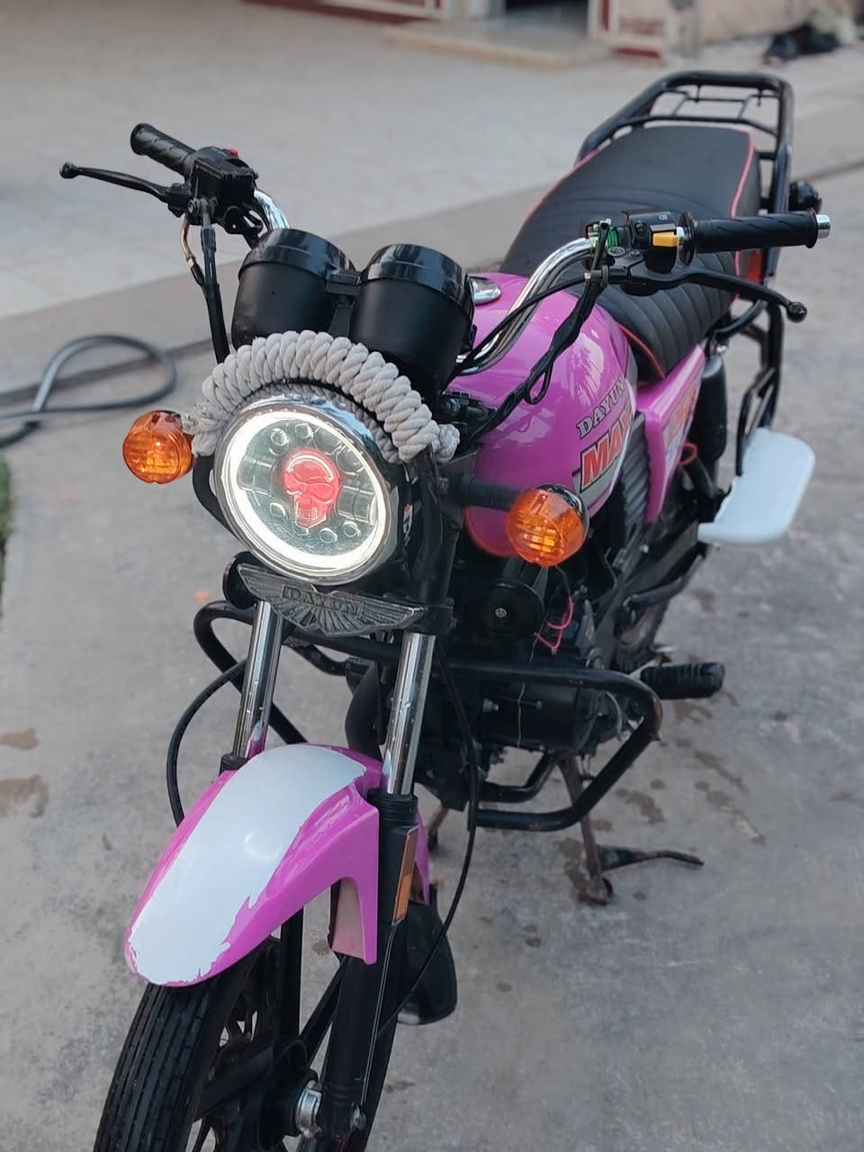 السلام عليكم
دايون للبيع 23  سكنر
دراجه جديدة
نكرة سلف. باتري جديد.
كهربائيات كامله كلها شغالة
سويج سجينة كفالة
مكينه لاتبخير ولاتنقيص برغي مامفتوح بيها
مكفولة كفالة عامه
السعر مليون و 150. وبيها مجال للطيبين
***********
مكاني بابل محاويل
