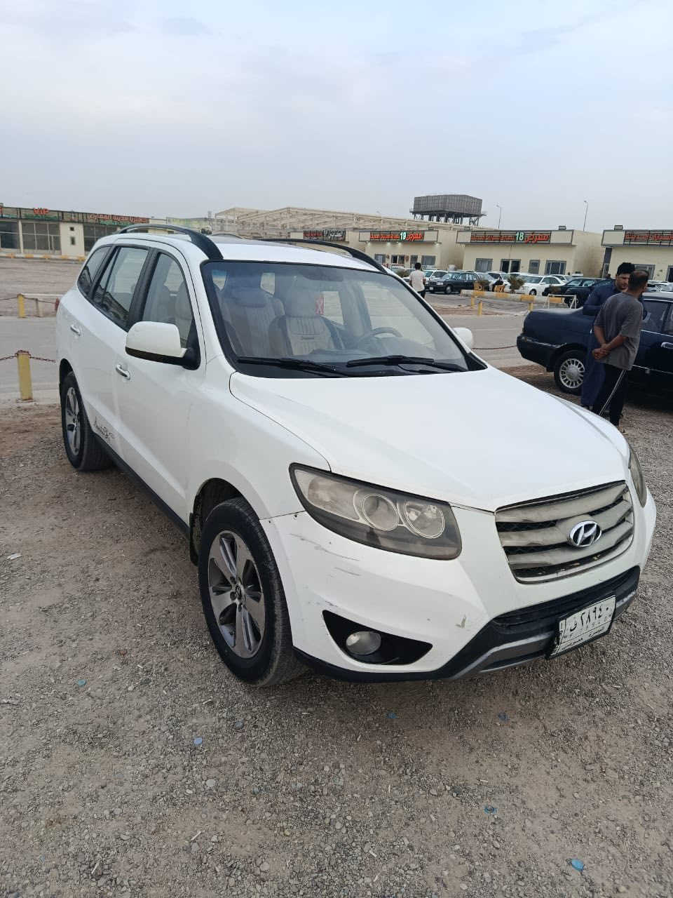 ‏سنتافي موديل 2012 رقم بصره سنوية باسمي سنويتها ساقطة مكينة أربعة سلندر سيارة مكفوله بها صبق بالجنطة
سعر 140بيها مجال 
رقم***********
