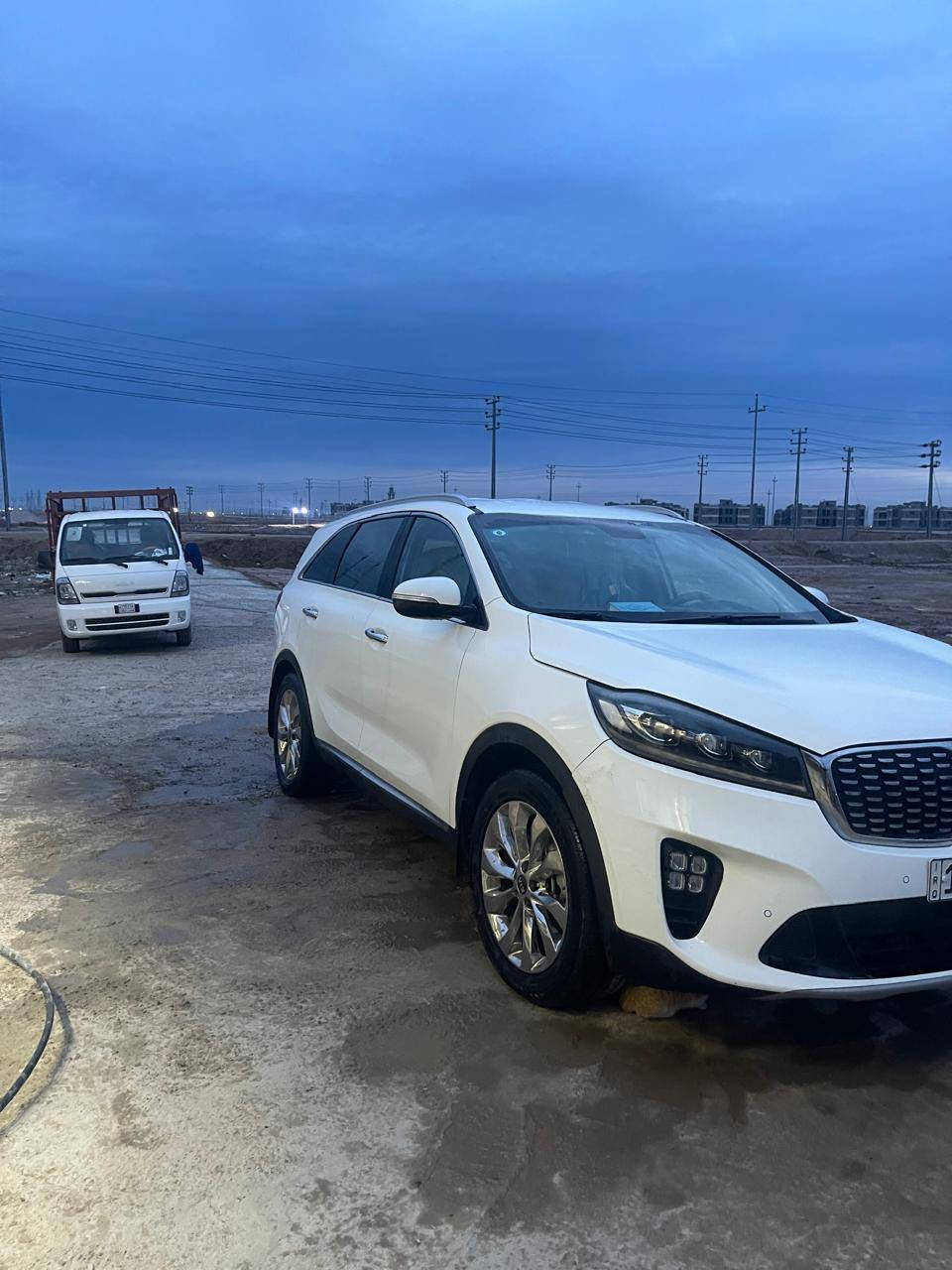 سلام عليكم
سورنتو موديل 2019 خليجي
سياره مكفوله من الصبغ
مكينه 6سلندر
رقم بغداد انكليزي
تحويل ثاني يوم
مواصفات السيارة
فول ما عده القمارة حديد
 عداد المسافه 100الف
للاستفسار الاتصال على الرقم ***********
