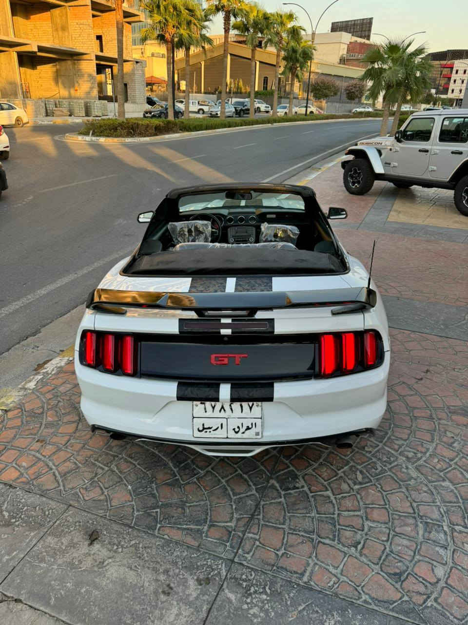 السلام عليكم
مكاني باربيل وممكن بالموصل 
موستنك موديل ٢٠١٥
٦ سلندر
ماشية ٨١ الف
صبغ حزام
داخله للعراق كلين وهنا صار بيه حادث بالجاملغ الخلفي
كشف شغال ممتاز
تبريد ثلج
تايرات تخم كامل جديد
هزة ٢٠٢٧
السيارة بأسمي
 شاشة جبيرة أصلية
مازدات شكل ٢٤ جديدة
بيها ملاحظات بسيطة يرادلها ترتيبات 
رايده ١١٧$ وبيها مجال ان شاء الله تعالى 
***********
***********
