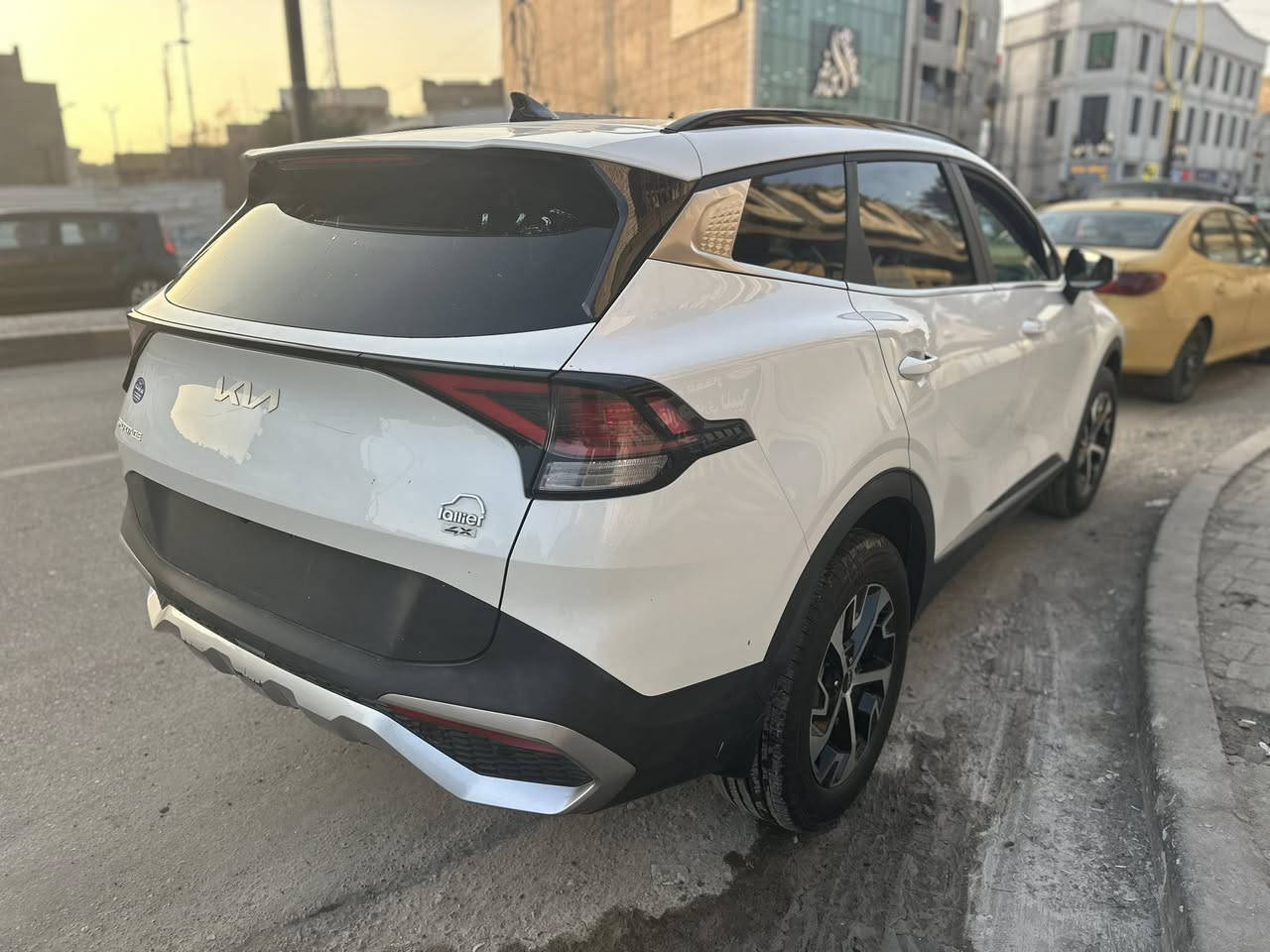 سبورتج موديل 2025دخول جديد 🚦ماشيه ٧ لاف حادثه فقط بابتين مبدلات نفس ألون سياره بدون صبغ🚦 سياره جديده معناه كلمه مواصفات فول فول 🗽بانوراما كشنات جلد بصمه شاشه متصله كبيره فول تحكمات رادارات حساسات بعد بيه مواصفات كلش هواي سياره بدون رقم🚧 ستفسار ع رقم هاتف 📱 *********** مكاني 🏘️بغداد لاعظميه شارع اخطل سعر جدا مناسب 💵
