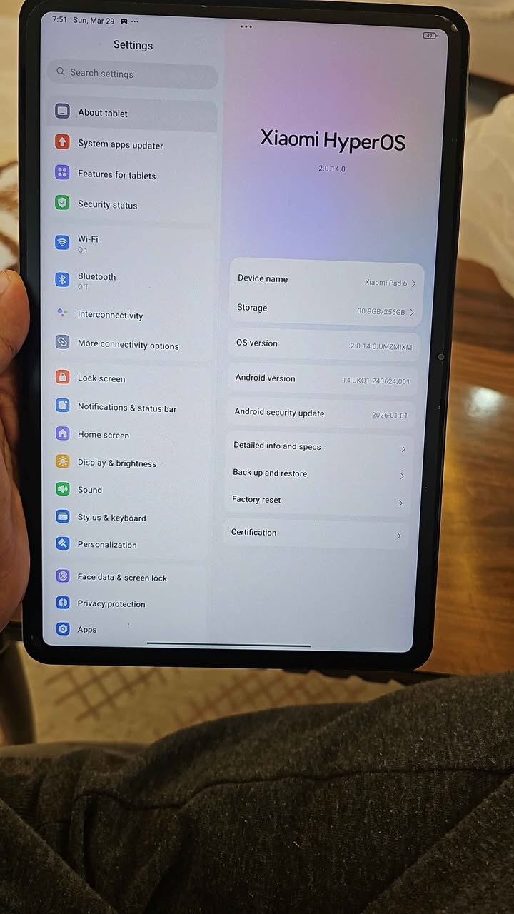 📱 Xiaomi Pad 6 شاومي باد 6)للبيع)
شاشة 11 إنش 2.8K – 144Hz
معالج Snapdragon 870 
رام  8 GB
ذاكرة  256 GB
بطارية 8840 mAh
4 سماعات ستيريو Dolby Atmos
كاميرا 13MP
يشغل ببجي موبايل 120 فريم 
الجهاز نظيف مستخدم فقط للدراسه مع الكارتون 

اذا احد يشتري عندي واحد نظيف خدش مابي للبيع

السعر 325 الف دينار عراقي وكلكم تعرفون سعر الجديد شكد 

سبب البيع اريد اشتري تاب سامسونك. 

الي يحب يتواصل على الخاص او على الواتساب 
*********** السليمانية, العراق
