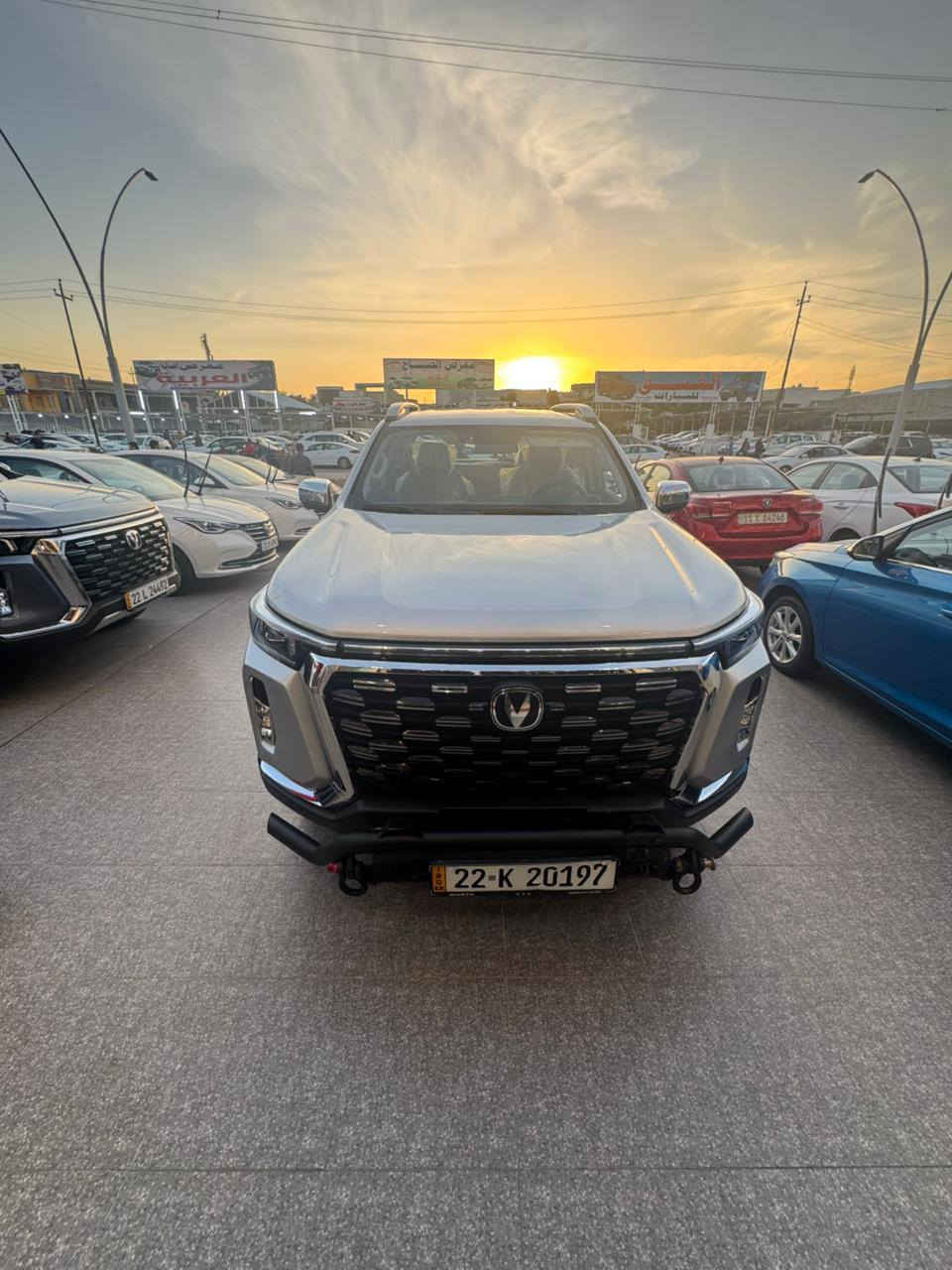 للبيع وبسعر مناسب جداً 
شانجان هانتر 2025
رقم اربيل كامل مواصفات 
سيارة نضيفة وجديدة جداً على وضع الشركة
عداد 26 الف
محرك 2000 تيربو
مكفولة كير ومحرك
مكفولة كفالة عامة
وبأسم صاحبها البايع
مكان السيارة / الرمادي المركز
للأستفسار عن السعر إتصل على الرقم التالي / ***********
