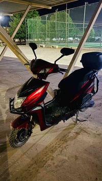 للبيع ماطور شحن Max مستخدم شي قليل الاستفسار ع هاذه الرقم 07748339231