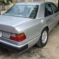 مارسدس دب • ١٩٩٠ • رقم بغداد