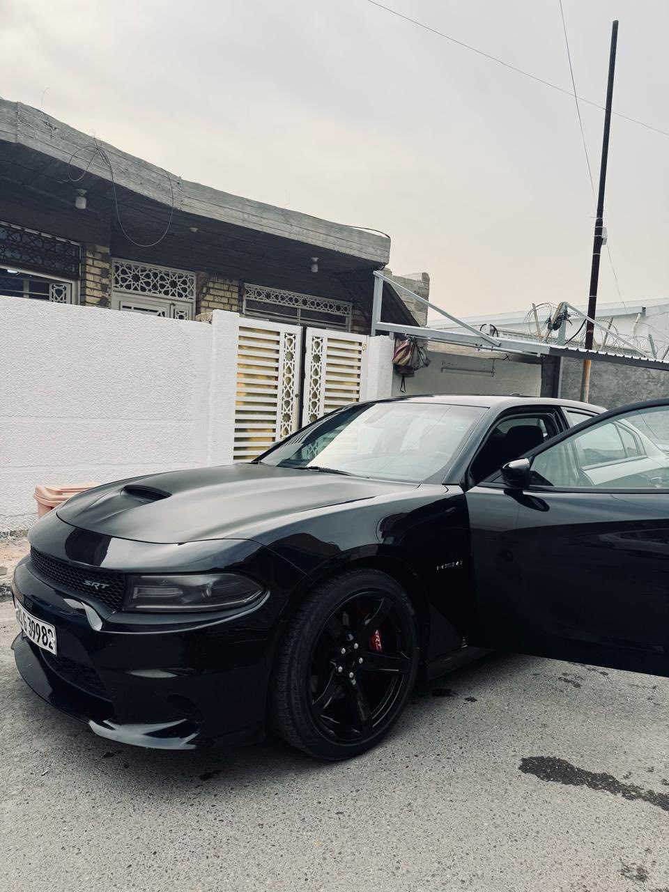 السلام عليكم جارجر RT 5700 سوبر تراك باك موديل 20 حادث بس بنيد بدون دواخل  صور الحادث بلمنشور ماشية 57 لايت متغير
مكاني بغداد الغزالية سنوية بأسمي 
سعرهة 230 وبيهة مجال حك الجية
***********
***********
ابو شهم
