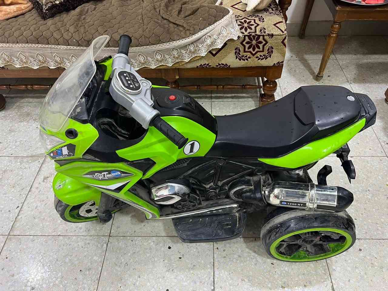 ‏يا الله السلام  عليكم الرخصةالادمن ‏عندي أغراض مال بيت للبيع كل حاجة وسعرها واللي يعجبه شي يتصل على الرقم بي واتساب ***********
