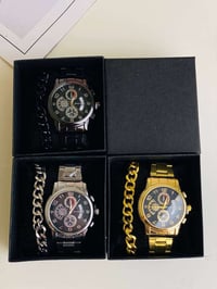 بوكس ساعة رجالي • SHEIN • ماكنة أصلية