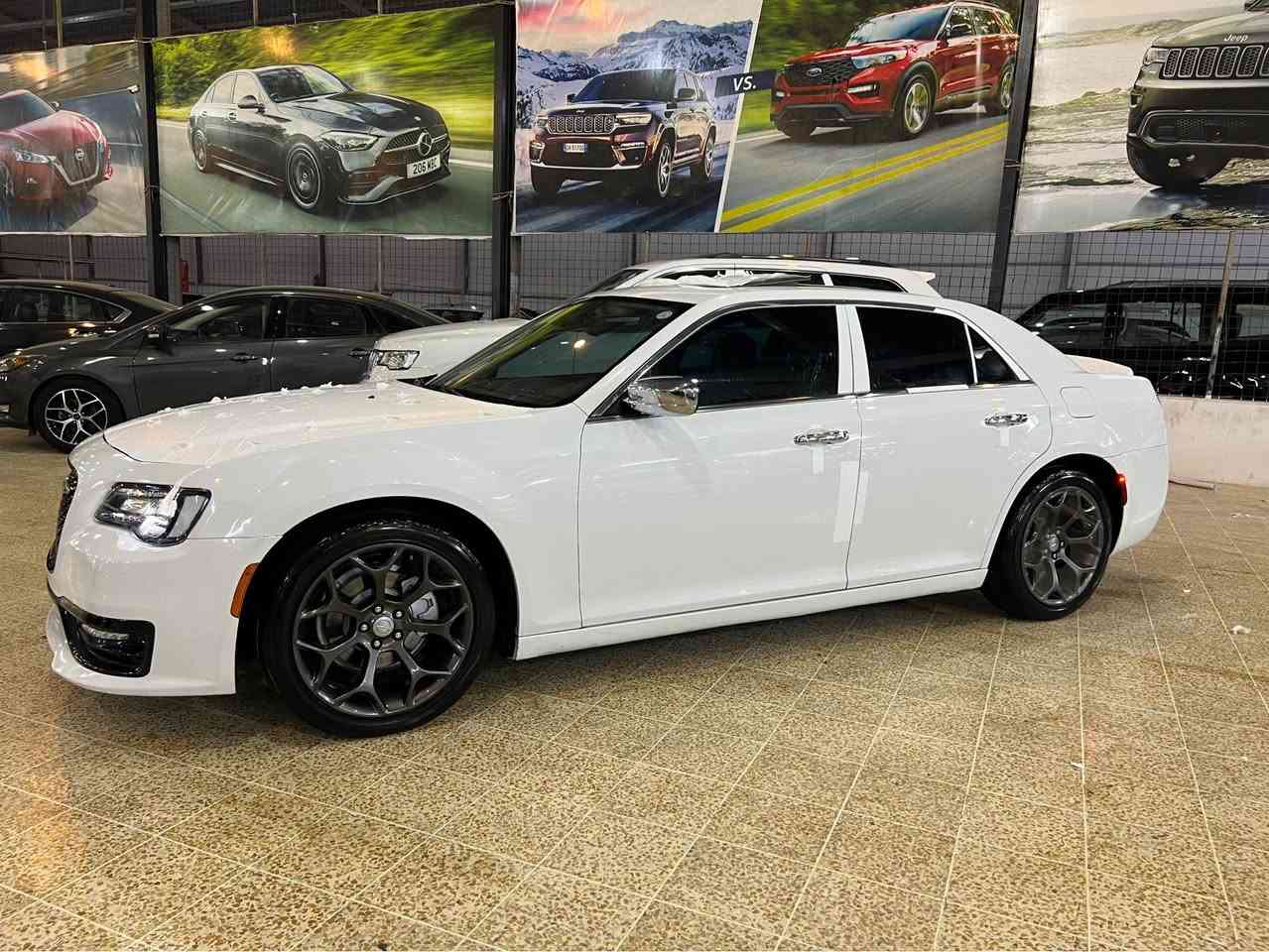 للبيعو مراوس .

كرايسلر 300 لمتد فول 

محدث كامل اس

موديل 2017 

دعامية دبل لحية بنرامة فتحتين شاشةجبير 

بصمة تشغيل عن بعد كشن جلد كهربا

گير محرك كفالة

رقم شمالي دولي سنوية2027 

تخم تاير جديدويالة اصلي
118 مايل

سيارة بل واقع احلا من صور 

بيها صبغ فقط قطعة وحدة  
باب 
مكان سيارةاربيل 

سعر235$  مناسب

و شرط سيارة جديدة و احلا من صور

 
***********📞
***********📞

كورك بيها واتساب أربيل, العراق
