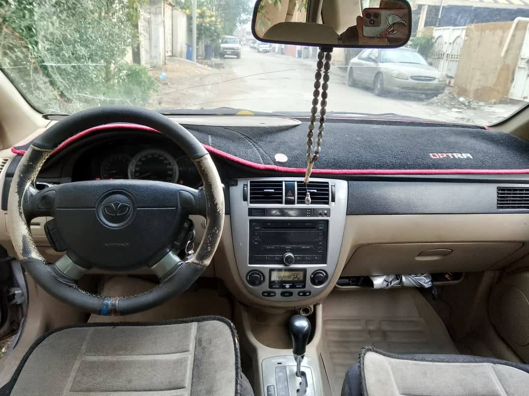 اسلام عليكم
دايو لاستي موديل ٢٠٠٦
اوتو تماتيك (محرك وكير وكهربائيات وتبريد ) كلها شغاله
بيها جراد بسيط وبيها خياسات بالدواسات وباب السايق بسيطه
الرقم بغداد
مكان السياره بغداد الشعب
السعر  ٤٥ 
بيها مجال بسيط
***********
