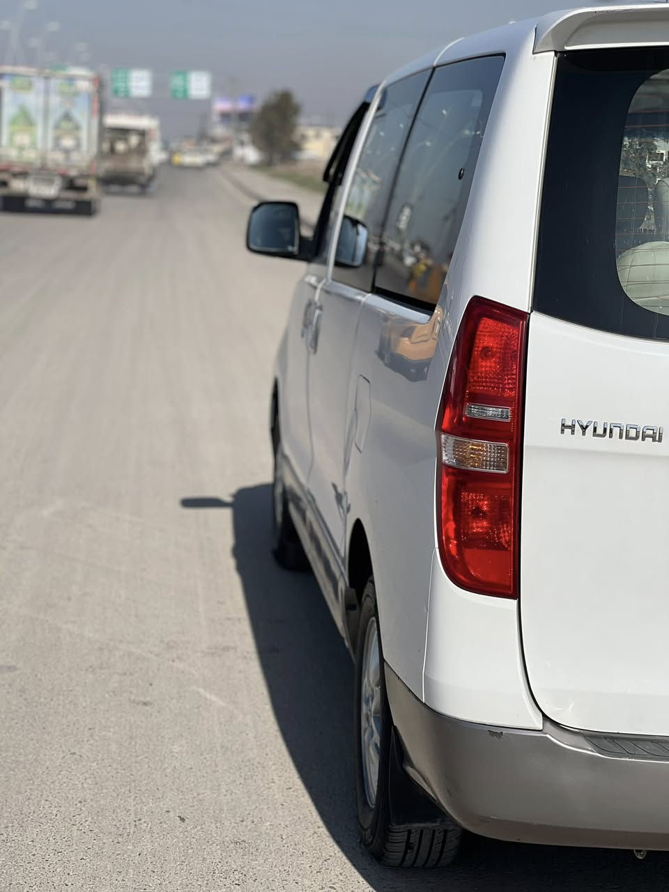 السلام عليكم
اسمي ستاركس H1 ويدلعوني ام كريم وقصتي هيا صاحبي بعد مااستغلني واخذ الي يده مني قرر يستغني عني لخاطر وحدة ثانية مع العلم اني موديل 2018 وسنوية 2028  ورقمي بغداد تايراتي وضعهم جيد جدآ ومحركي جديد
بعمري ماتمرضت واخذوني للطبيب
طلع كلشي مابية كفالة عامةة
اخذني صاحبي عل اساس نعيش سوة بس البشر مابي امااان
لساتني محافظة عل شبابي وجمالي وداخلي الرائع
طلبي الاكي انسان يصون العشرة ويحترمني ويقدرني واكضي عمري معاه
مهري 220 ورقة 
الي يريد يتواصل ويا خاين العشرة
  ***********
***********
للعلم مكان السيارة الموصل
