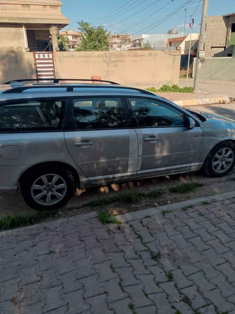 السلام عليكم
فالفو V70 موديل 2011
كير ومحرك بلاد ٥ بساتم توربو المرغوب 
رقم اربيل تحويل مباشر
سيارة جاهزة مكاني كركوك 
سعرها 65 وبيها مجال
اي استفسار 
***********
*********** كركوك, العراق
