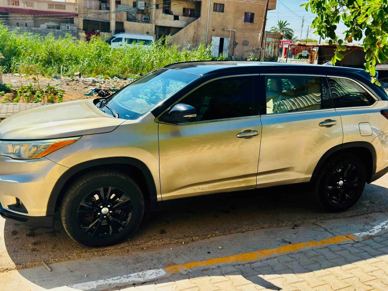 تيوتا هايلندر 15 امريكي حادث جنطه بيها كم قطعه بدون ايرباك ابيع حزام ومستعجل جدا عالبيع او مراوس ب20 وفوك 
بصمه كشنات جلد كشن كهرباء جنطه كهرباء تبريد 3 قطع مركزي 7 راكب تحكمات كامله 
سياره بدون اي نقص صدر جديد تايرات جديده باتري جديد
السعر 163 
بعد يومين ارفع السعر 
***********
