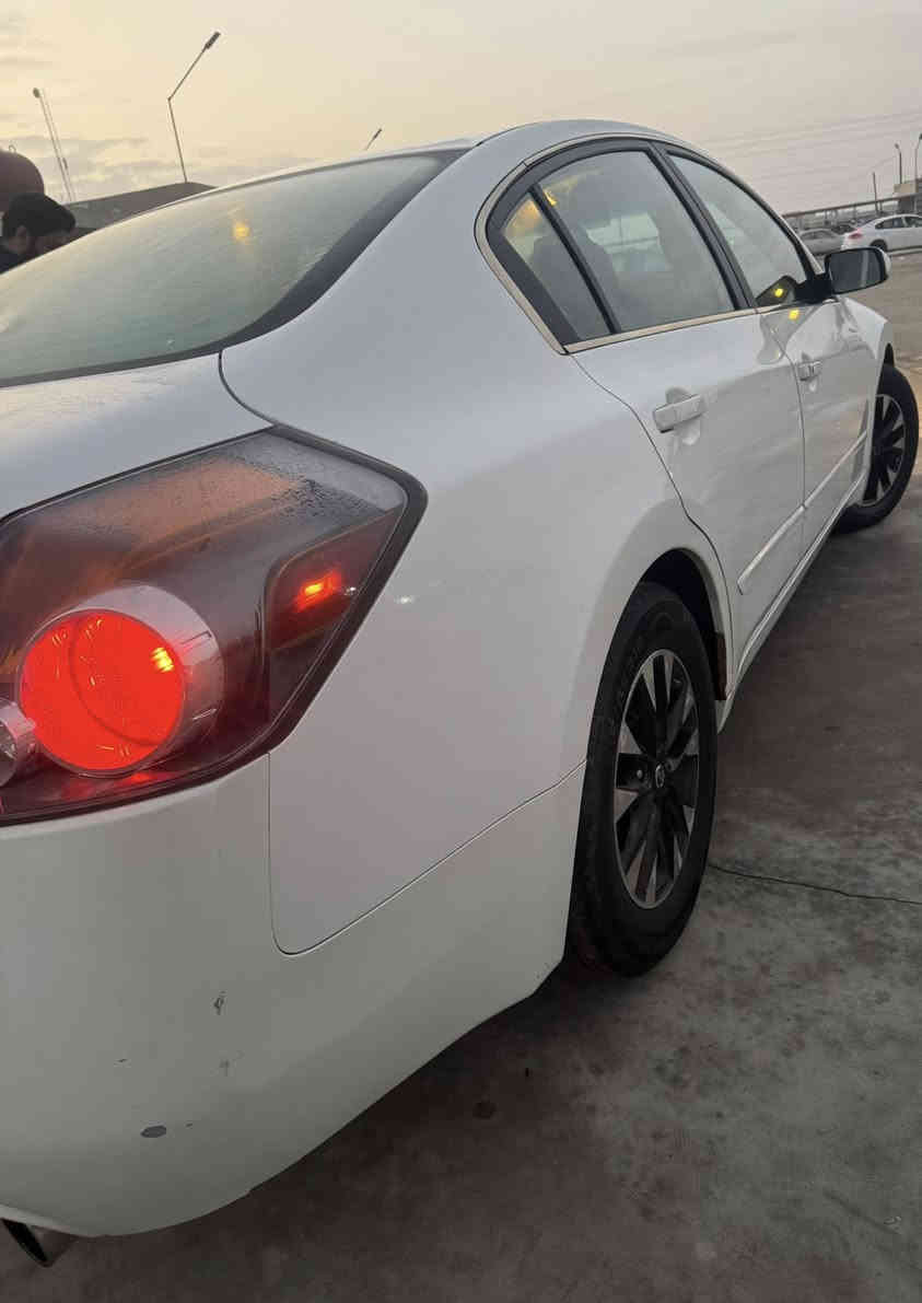 @إشارةالسلام عليكم
موديل 12خليجي 
مابيه أي نقص 
رقمً واسط
سعره 90وبي مجال حك لجيه
***********
