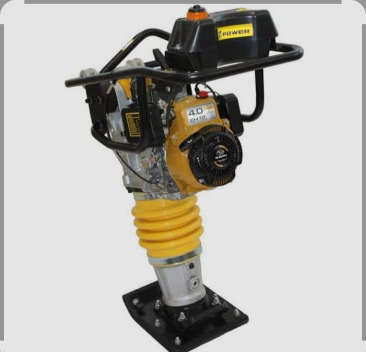 توكلنا على الله خير المتوكلين
السلام عليك
 يوجد كادر عمل معه الغراض واصل للبيت  
حادله قفاز
  كتر قطع جدار ارضيه
فابريتر صب
كور تثقيب كونكريت
كل المواد واصل للبيت مع العامل لاتعب ولا دوخ
بانسب الاسعار
(***********)
(***********)
