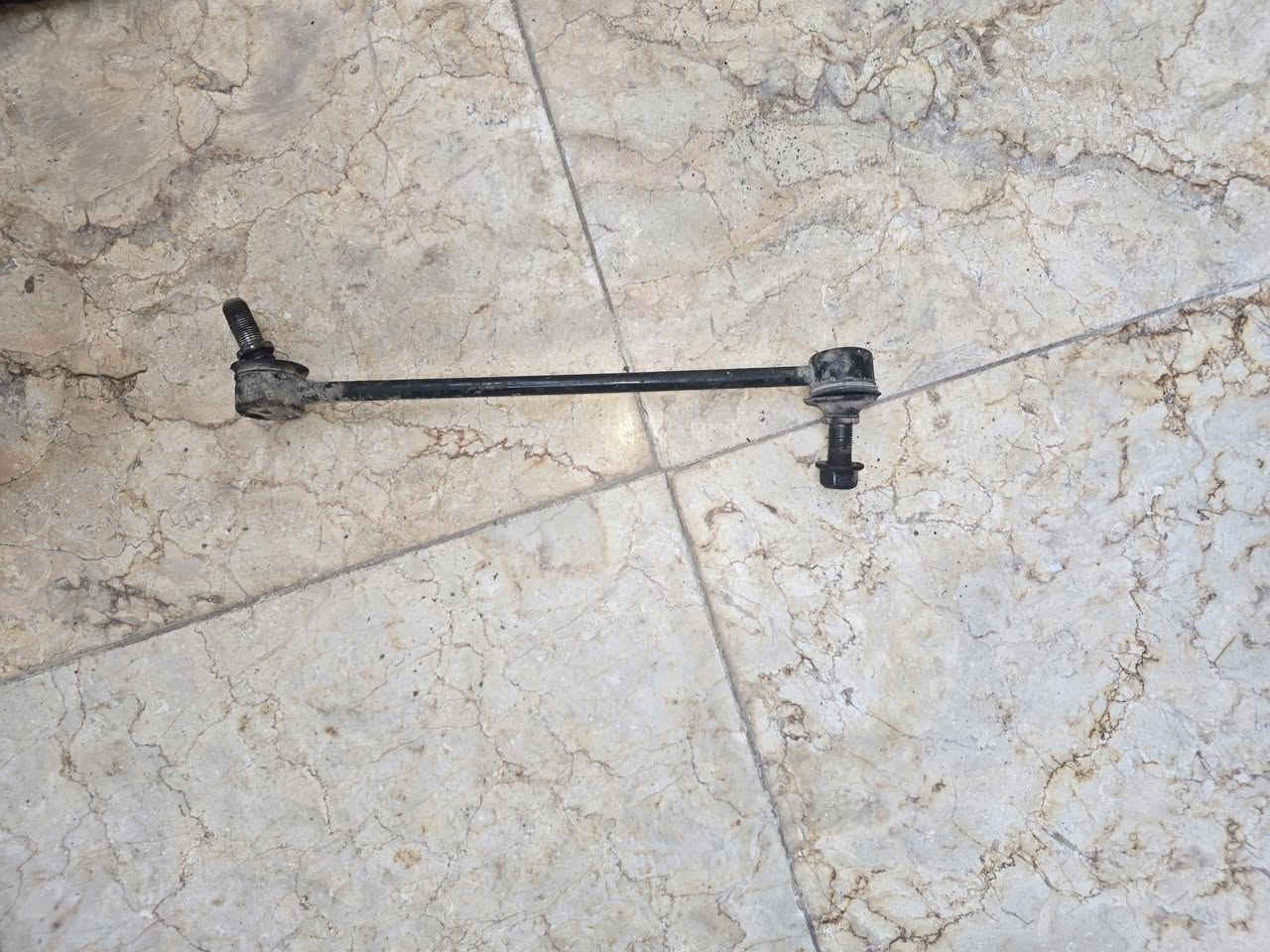 غراض اكسنت مضلع فلنجات ودبل ولقاعده وفج وقاعده فج كلمن وسعره عنواني بصره قبله قرب الرمل للتصال ***********
