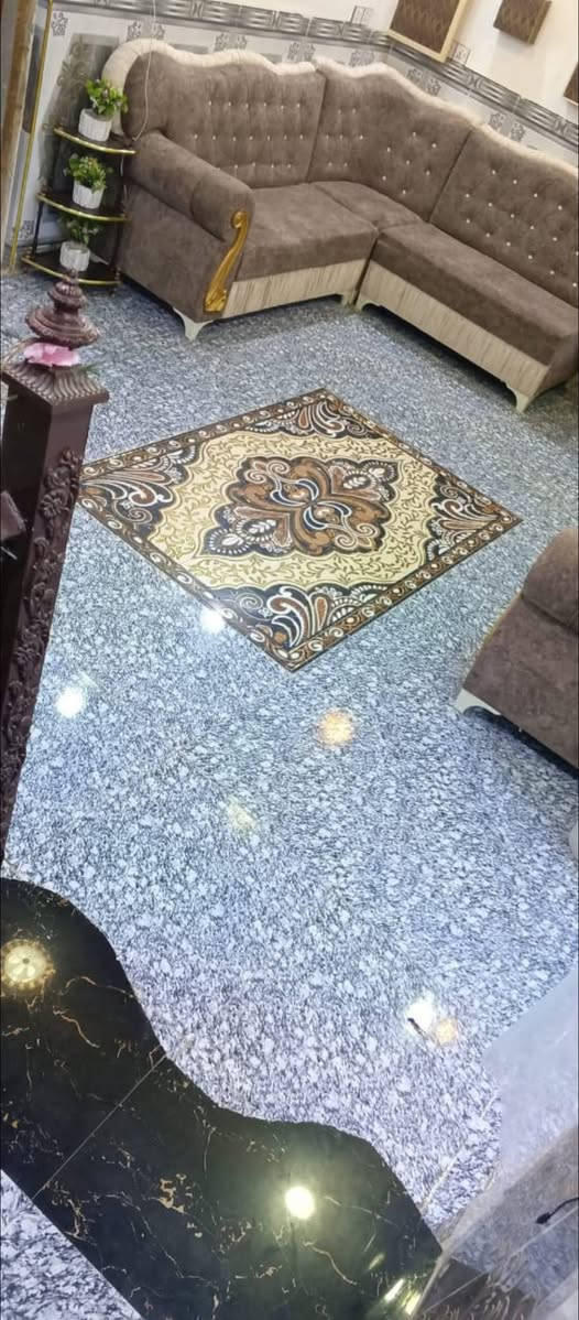 *السلام عليكم بيت للبيع وره الملعب القديم رميثه بلسايدين قبل الشارع الاخير ثاني بيت عليسره بي غرفتين وهول ومطبخ وطارمه وبراني وصحيات داخل وخارج وممرات داير البيت المساحه 200متر عگاده نص طابوگ ونص بلوك داخل خدمات شارع مقرنص وتبليط سند 25السعر 65وبي مجال بسيط للشراي*


**إذا كنت صاحب هذا الإعلان وتريد حذفه لأي سبب، رجاءا أرسل رسالة إلى الدعم الفني**