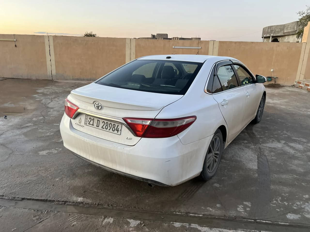 سلام عليكم 
كامري للبيع
ضرر قطعتين 
موديل 2016
كير ومحرك شرط 
تواير وصدر جدد
السعر 150 وبيها مجال للطيبين 
الرقم ***********
