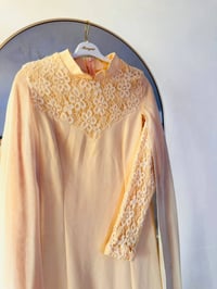 فستان • ملبوس مرة • قياس ٣٨