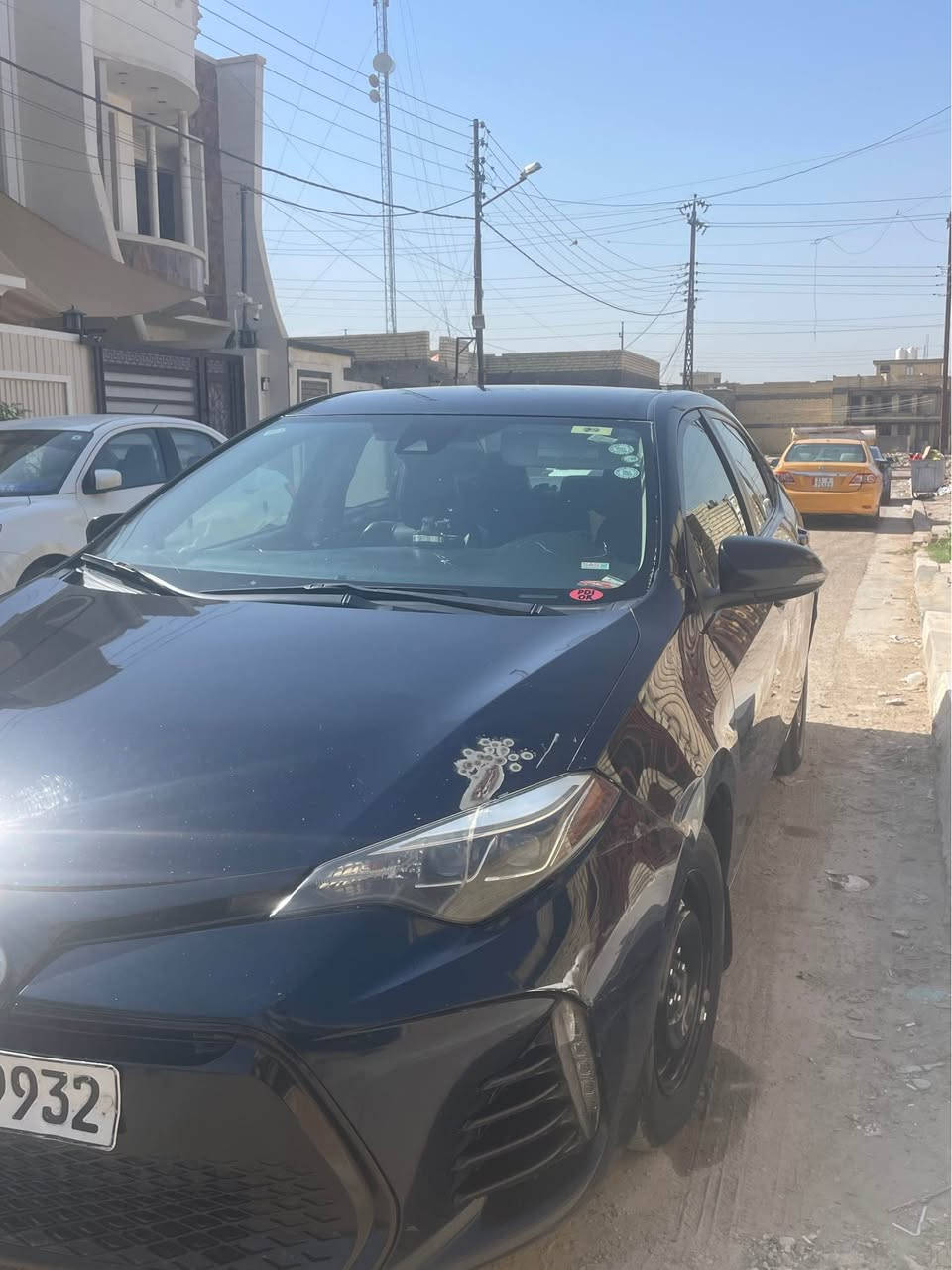 السياره : كورلا الشكل الامريكي
الموديل : 2018 
المحرك : 1,800
ممشى السياره : 300 الف 
أدامه جديده على السياره مـن بلكات وتنظيف نوزلا ، باتري جديد ، زوج تايرات جديد ، تخم ويل جديد اصلي ، تبريد ثلج ❄️ ، أدامه راديتر كامله 
تحكمات ستيرن ، تحديد مسار ، رادار ، مثبت سرعه ، أشاير بالمري 
السياره حادثها مـن الخارج بيبان أثنين جهة الراكب ، طخه بالجاملغ الامامي جهة السايق ، والجاملغ الخلفي ، وطخه خفيفه أسفل باب 
الگير السياره على الR يبوش
السعر : 107 وبي مجال حگ الجيه 
المكان : بغداد المحموديه 
رقمي *********** المحمودية, بابل
