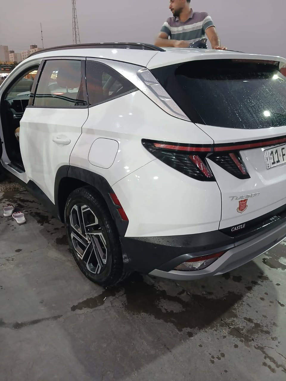 توسان موديل 2025 وارد امريكي حادثها بسيط جدا مكينة 2500 ماشية 15 ميل بدون ايرباك بيها بيها صبغ نص الباب الخلفي فقط
فول مواصفات لمتد هاترك فور ويل كشنات كهرباء تدفئة تبريد 
بصمة تشغيل عن بعد بنوراما تحكم استيرن حساسات إمكانية خلفية رادارات جانبية بعد بيها هواية مواصفات مكاني بغداد الجديدة السعر 220 وبيها شي بسيط
***********
توسان موديل 2025 وارد امريكي حادثها بسيط جدا مكينة 2500 ماشية 15 ميل بدون ايرباك بيها بيها صبغ نص الباب الخلفي فقط
