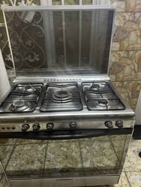 طباخ • كريازي • نظيف