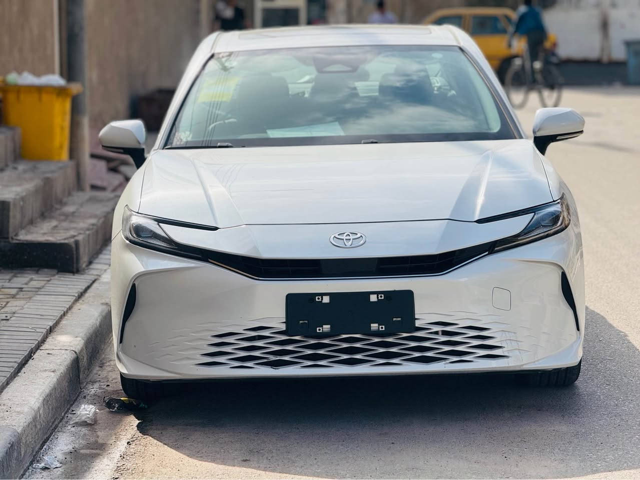 كامري 2025 شكل الصيني مكينه 2500 
محجوزه للمصرف مقترض وكفلاء اثنين 
تترقم بغداد جميع تكاليف الرقم مدفوعه 
وكاله مجانيه باسم المشتري 
فول مواصفات فتحه بصمه كشنات جلد رادار 
زيرو ماشيه (600)كم موجوده بالبصرة القبله 
السعر 185 للاستفسار الأتصال *********** البصرة, العراق
