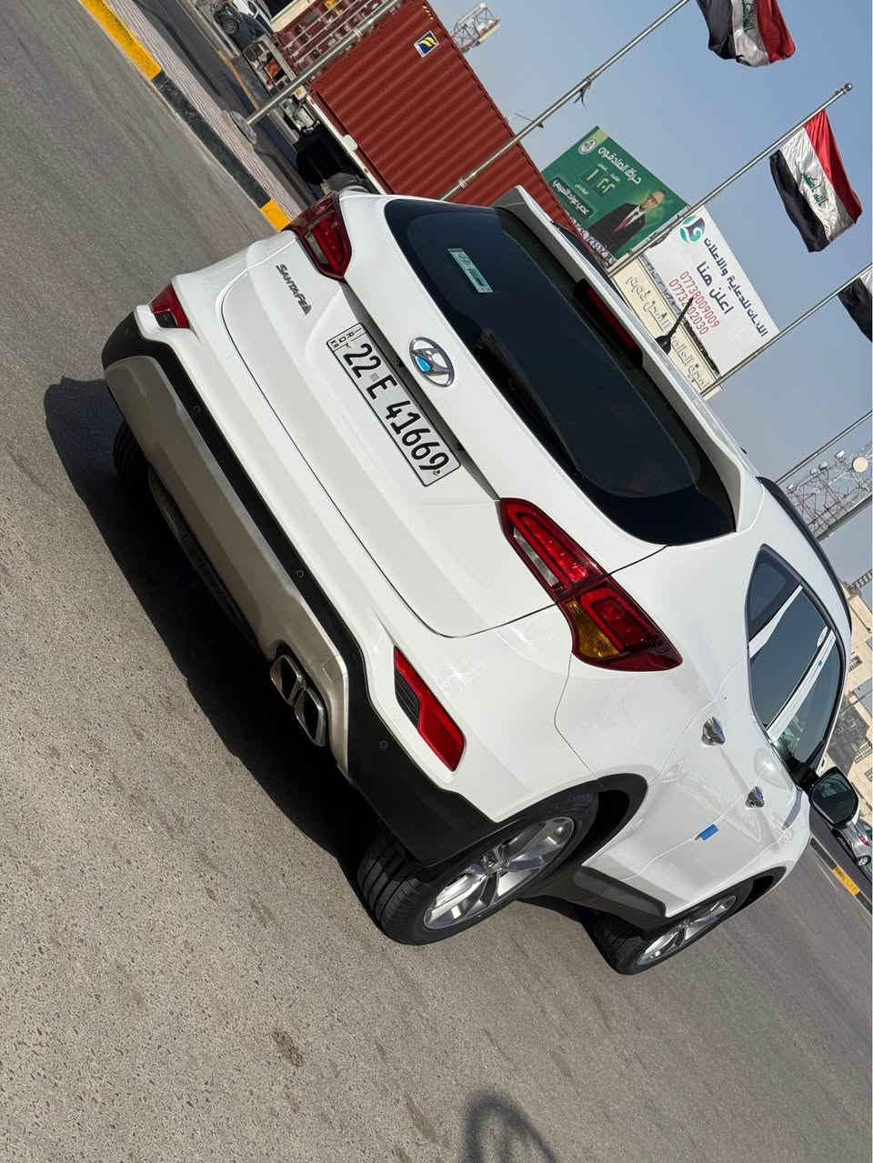 السلامو عليكم سنتافي موديل 2018 كفاله عامه عده هي الكارداد مال التقشير سنويه لل 29 هزه جديده مكينه 2004بل شرط برغي مامفتوح بيه موصفات شفتات كشن جلد جاهزه للاخير جوال 
***********ماشيه 92الف Singapore
