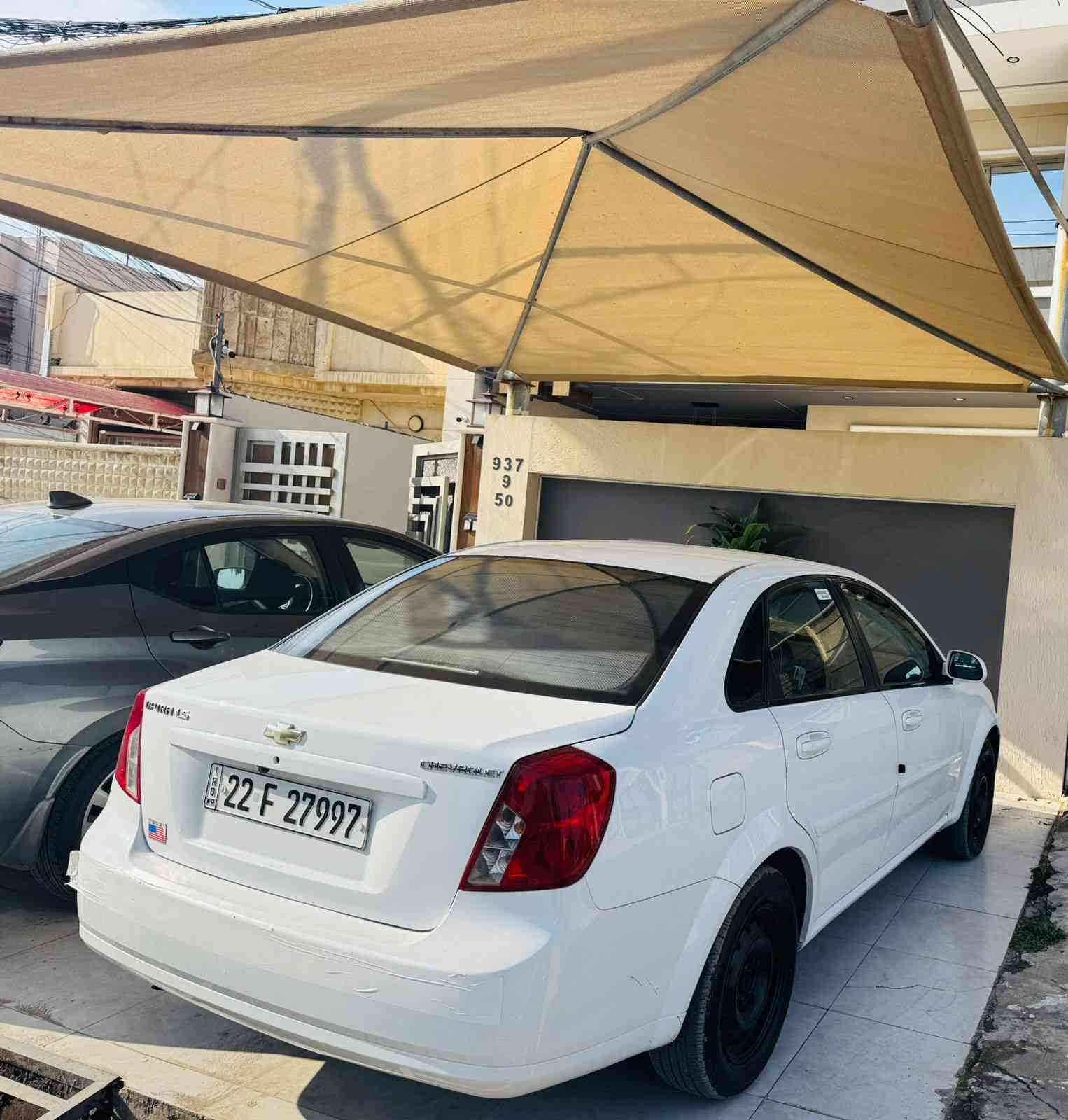 للبيع شوفرليت اوبترا موديل 2012
محرك ما مفتوح السياره نضيفه حيل ما عدا شويا صبغ بالجاملغ الامامي على كد شبر صاحبها الشرعي بالموصل تحويل او وكاله حاضر وبطاقه كاربون بيها ورقي مكان السياره الموصل حي المثنى السعر 95$ 
للاستفسار ***********
او واتساب***********مكلف بالنشر غير متواجد عالفيس
