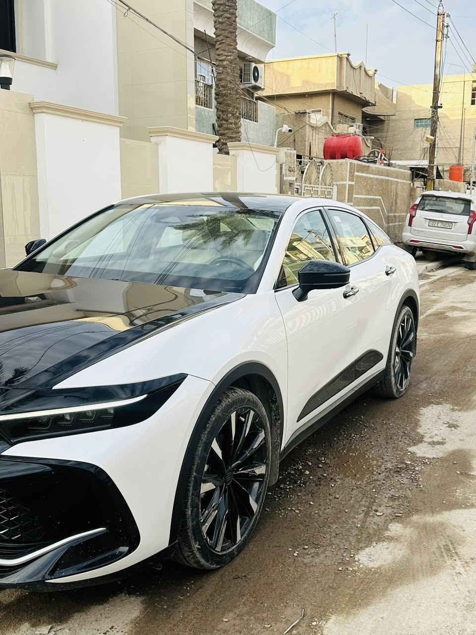 السلام عليكم
كراون ماجستا موديل ٢٣ مكفوله من الصبغ والضربه والتبديل فقط رصعه بالبنيد صغيره ومسحوبه bdr  وماشر عليها بالصور وسونارها موجود بالمنشور 
ماشيه ٣٢ الف كيلو
رقم بغداد الجديد باسمي 
مكان السياره بغداد / حي الاعلام 
السعر ٣٥٢٠٠$ يعني ٣٥٢ ورقه  وبيها مجال 
للاستفسار ***********
