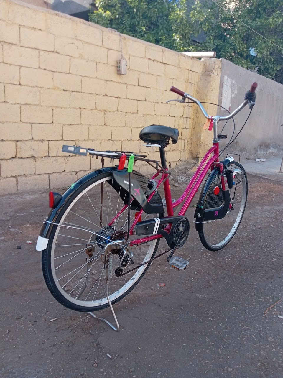 السلام عليكم بيع بايسكل حجم 26 بايسكل كلش نضيف اوياله موس ابريكات مابي نقص حساس موديل 2017 بايسكل عكرب
السعر 75 وبي مجال
الشراي بي خير ويدلل 
مكاني بابل محاويل متواجد فيس بك


**إذا كنت صاحب هذا الإعلان وتريد حذفه لأي سبب، رجاءا أرسل رسالة إلى الدعم الفني**