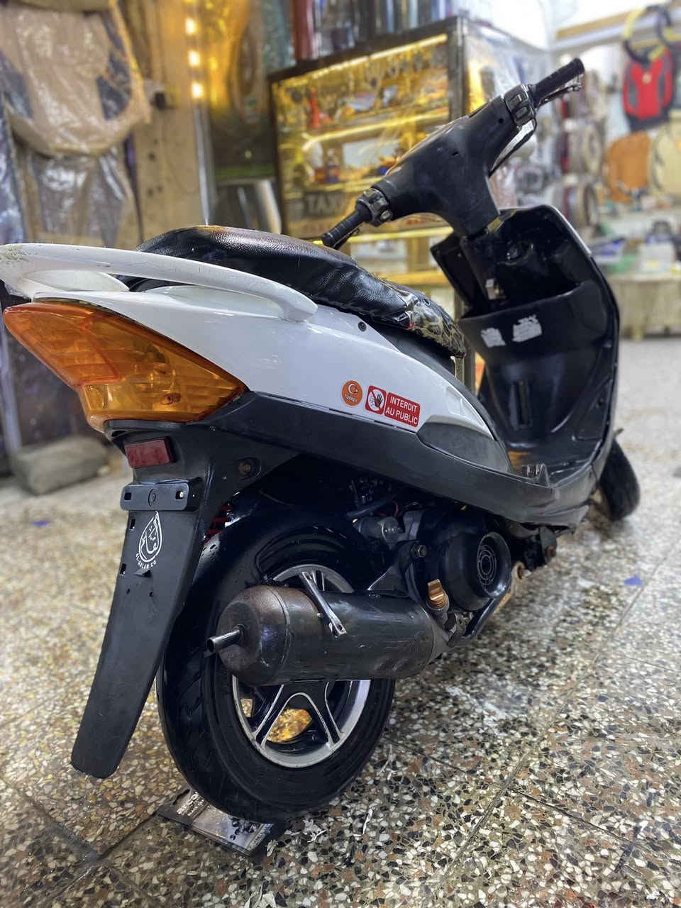 سلام عليكم
ماكس عدله للبيع حلوه دراجه تخبل نضيفه 

مكينه 49بلادي مامفتوحه شلعه معدل تخبل 

كهربائيات كله شغاله نكره سلف دراجه بلاديه

نقص برغي مابيها مكفوله كفاله عامه دراجه صارف عليه

بيها تزويد اصلي الوياله وشيال وصدر امامي قبق عنبار قطره دهن ويدات مال بريك كل الأغراض اصليات 

 

مكاني شهداء البياع سعر ٦٠٠ 

***********
