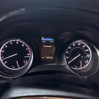 للبيع  كامريSE  الموديل/2020 الضرر/خمس قطع اللون/ نيلي داكن ماشيه 140ا...