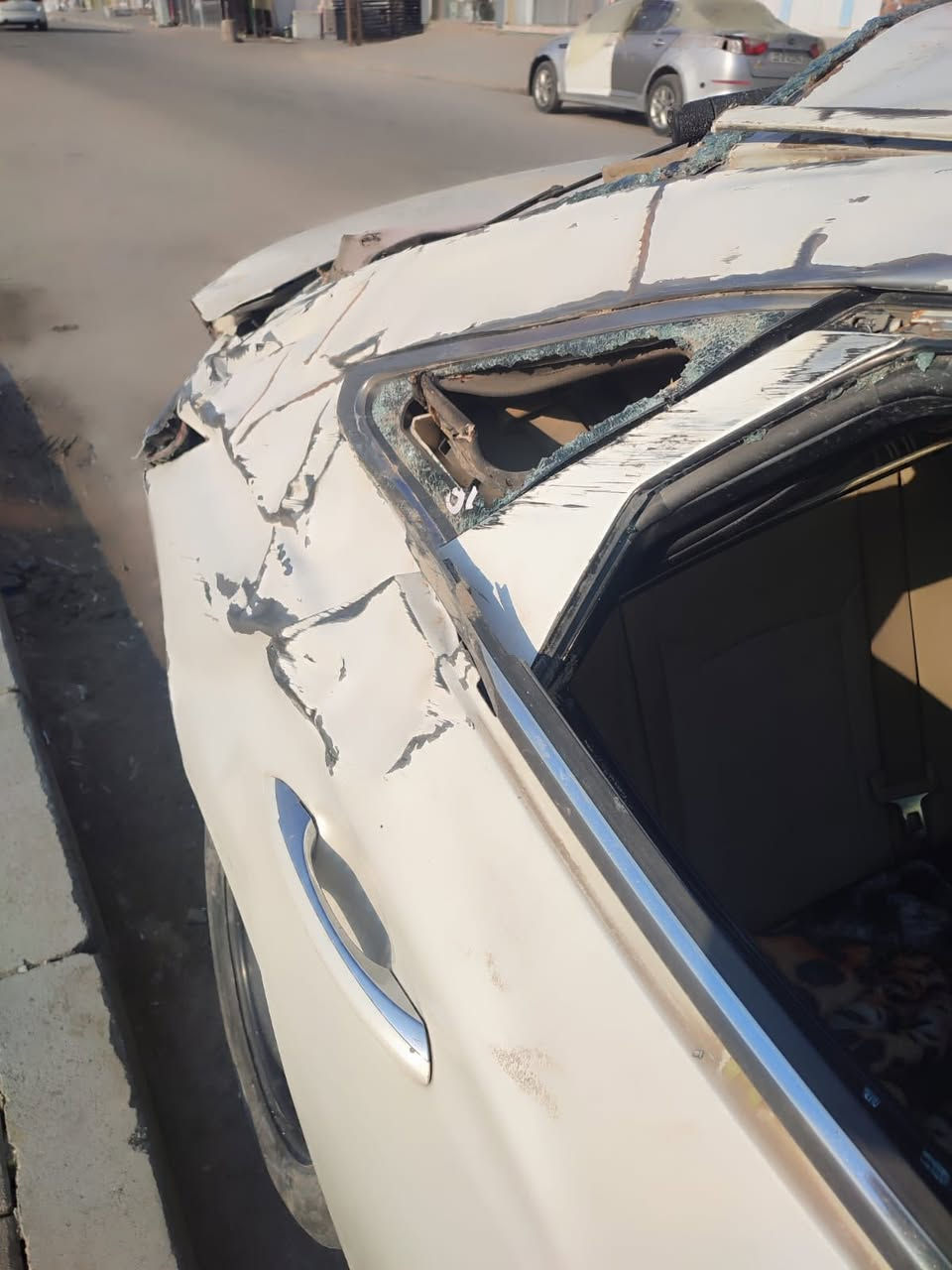 للبيع على وضع الحادث ازيرا 2014 خليجي رقمها اربيل دولي  مكاني النجف
***********
