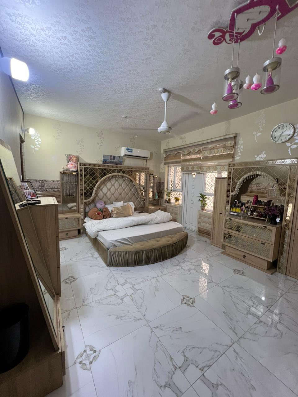 سلام عليكم 
غرفه نفرين للبيع ٨ قطع نظيفه مابيها يي كسر او تلف اخذتها ب٤ملايين  
واريد ابيعها بمليونين


**إذا كنت صاحب هذا الإعلان وتريد حذفه لأي سبب، رجاءا أرسل رسالة إلى الدعم الفني**