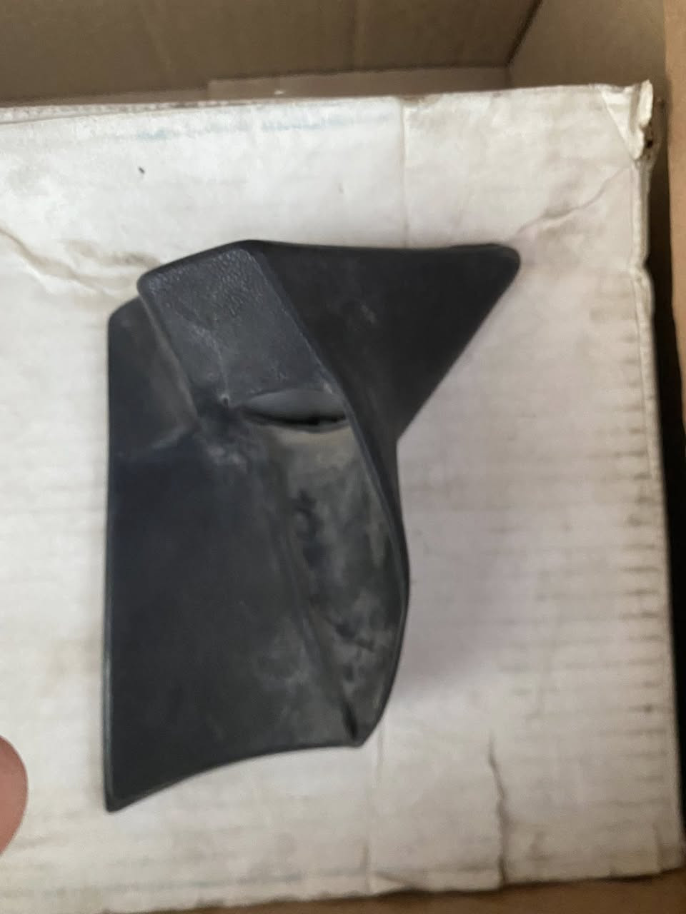 السلام عليكم
من رخصه الادمن 
غراض كرونه للبيع 
مكاني بغداد

‭0770 984 9479‬
