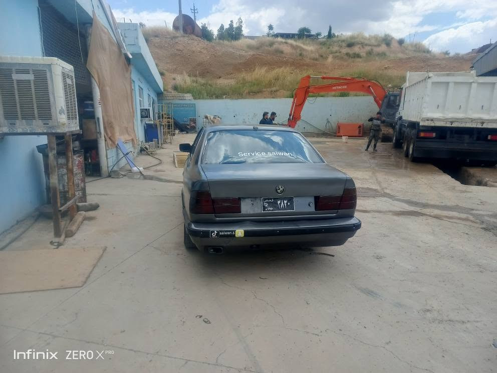 سڵاوی خواتان لێبێت 520 گێڕ عادی فول مواسەفاتە کوشن کارەبای 4 جام کارەبا و سڵاید  تایەو ویلی مشەبەکی 15 تازە بۆیاخ کراوە سمارتەو پۆڵیش نەکراوە سەنەویە  هەنێک مەسروفی هەیە  لە سلێمانیم گۆڕینەوەش ئەکەم لەسەر دڵ گرتن ***********
*********** السليمانية, العراق
