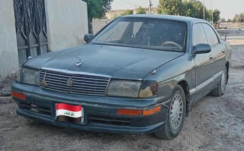 السلام عليكم بطه للبيع والمراوس موديل 92 رقم انبار ما اندل راعيها بيه ارقام وسنويه كارتوني گير ومحرك ثنين ونص شرط حداديه الأماميه توني مسويها سياره أصوليه بدون راعي ابيع كوم حديد اتعهدلك من السرقه فقط مكان السياره الناصرية مركز السعر 18 وبيها مجال للأستفسار أتصل على هذه الرقم  ***********
