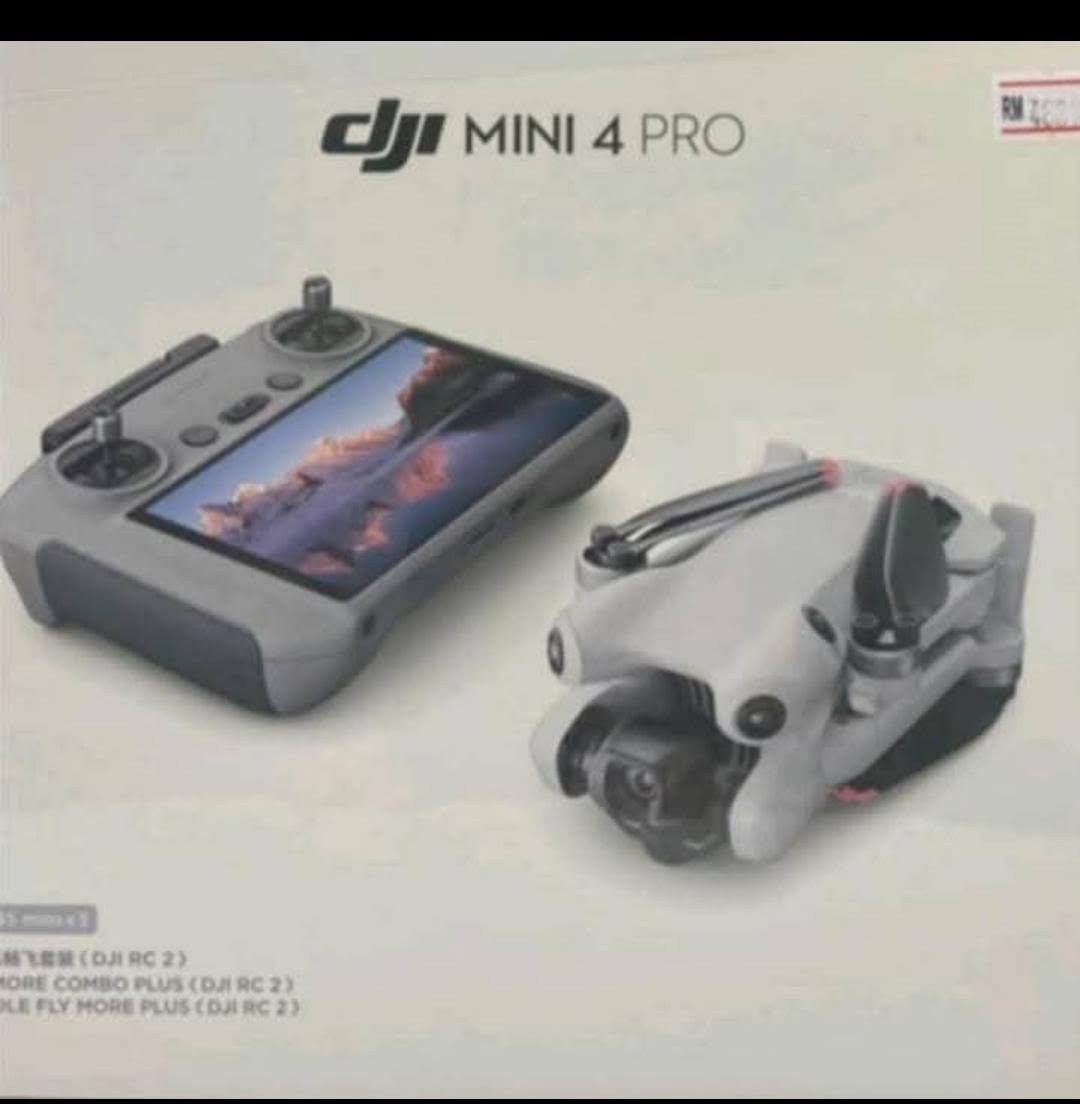 سلام عليكم درون DJI مني فور كمبل موجوده كبس بيدي فتحتها ما طايره ابد الي يريدها يجي واتساب ***********
