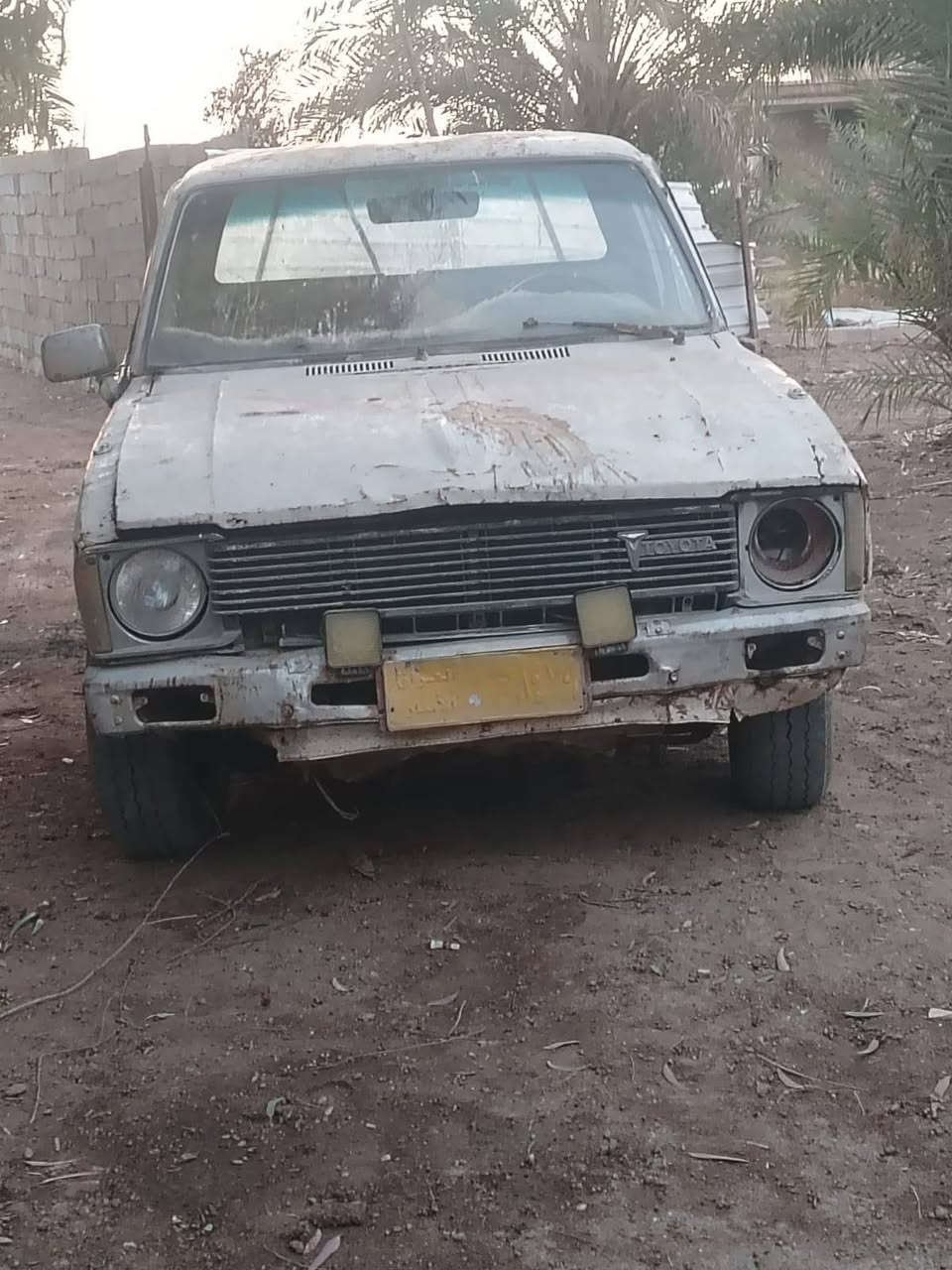 السلام عليكم بيكم للبيع موديل 80
كير محرك جديد مجفت جديد
باتري جديد
دينمو جديد
سلف جديد
تخم تايرات جديد
عيب بيه بس كشر فقط 
استفسار ***********
مكان بغداد ابو غريب
