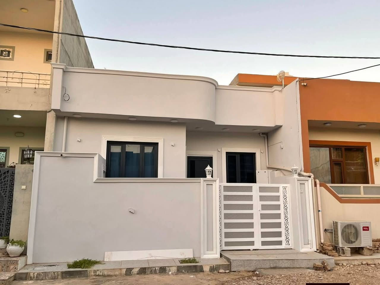 كادر متفرغ حاليا بانسب الأسعار شغل شرط هندسي
جميع انواع الصبغ والديكورات الداخليه والخارجيه تغليف فوم تركي بديل الخشب والرخام سقوف ثانويه مغرب والملكي
للستفسار رقم*********** متواجد خاص
